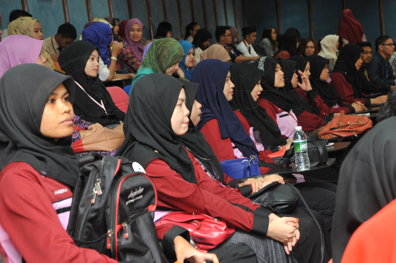 PRO15 151 ADVOKASI HAS 7133